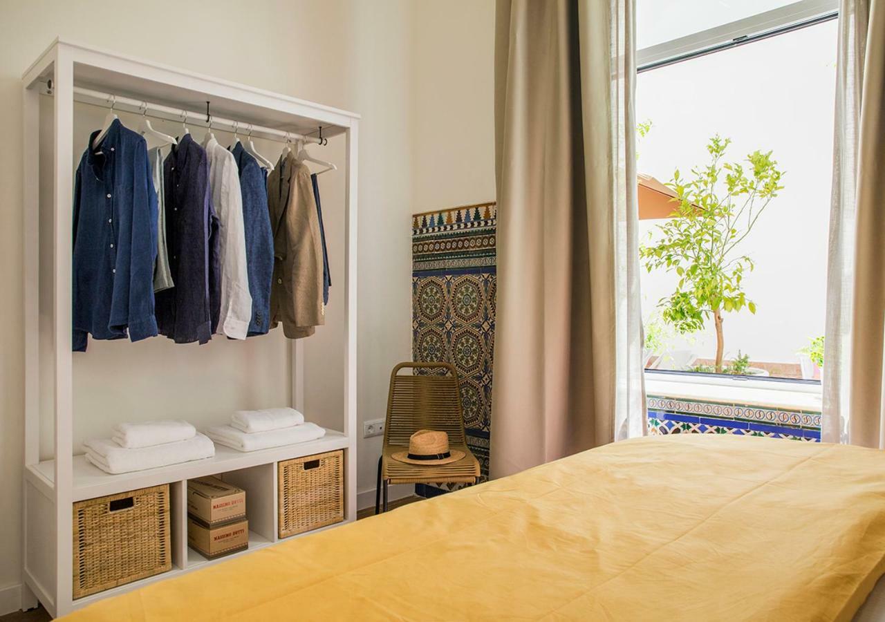 Apartment Santa Paula Pool & Luxury Seville