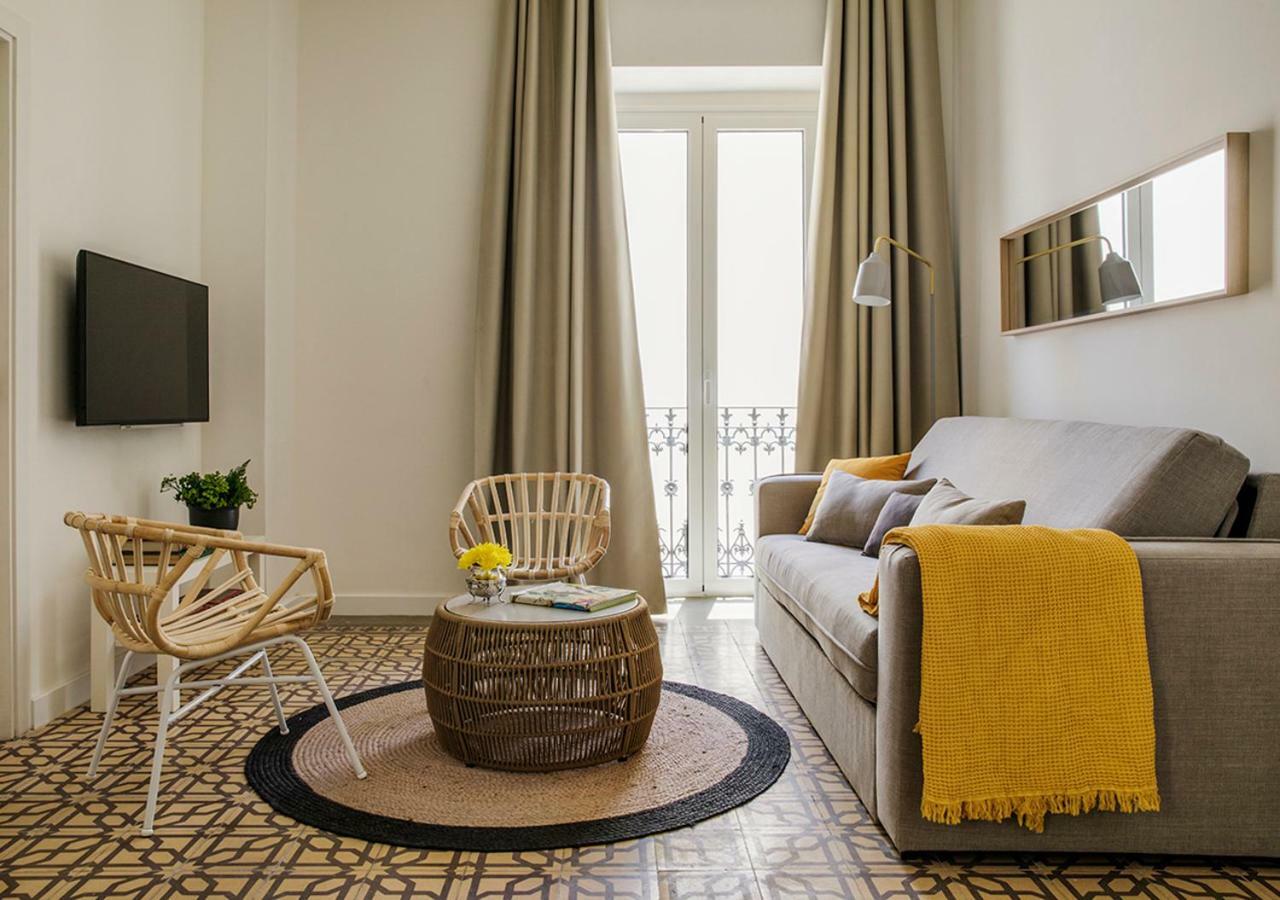 Santa Paula Pool & Luxury Apartment *